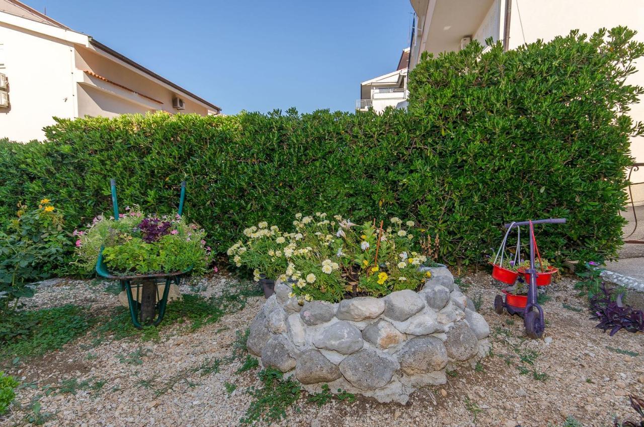 Apartments Katica Makarska Esterno foto